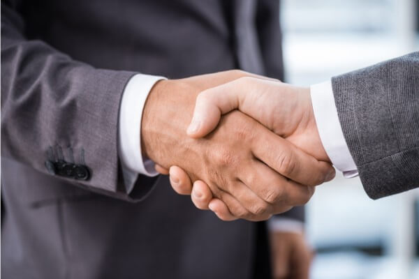 Can a Lawyer Help You Settle Your Minnesota Workers’ Comp Case